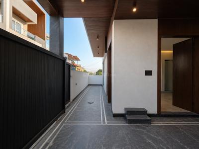 Balcony Image of 2600 Sq.ft 4 BHK Independent House for sale in Aman Vihar Dehradun for Rs. 24000000