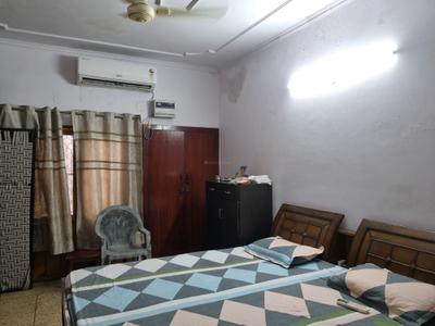 Bedroom Image of 1000 Sq.ft 1 BHK Apartment / Flat for rent in Janakpuri New Delhi for Rs. 25000