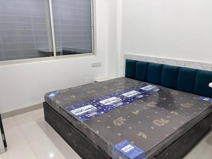 near brilliant convention center Bedroom 1