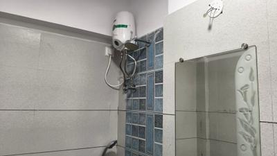 Image of 1090 Sq.ft 3.5 BHK Apartment / Flat for sale in Borivali West, Mumbai for Rs. 29800000