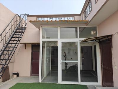 Balcony Image of 950 Sq.ft 1 BHK Builder Floor for rent in Palam Vihar Gurgaon for Rs. 25000