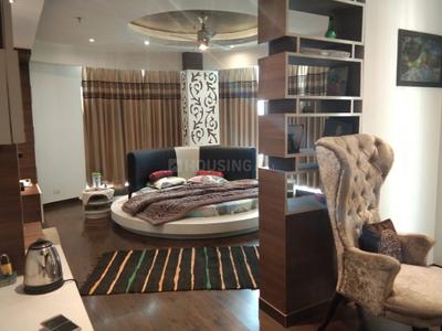 Hall Image of 4550 Sq.ft 5 BHK Penthouse for sale in Mahagun Moderne, Sector 78 Noida for Rs. 80000000