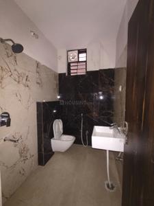 Bathroom Image of 1600 Sq.ft 3 BHK Apartment / Flat for rent in Mangla Bilaspur for Rs. 28000