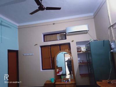 Bedroom Image of 3888 Sq.ft 5 BHK Independent House for sale in Ramgulam Tola Deoria for Rs. 17000000