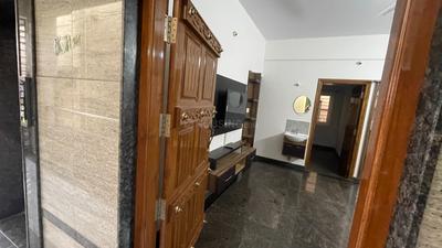 Bathroom Image of 650 Sq.ft 1 BHK Independent House for rent in HSR Layout Bengaluru for Rs. 30000