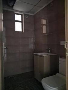 Common Bathroom Image of 1425 Sq.ft 3 BHK Apartment / Flat for sale in SKA Orion, Sector 143B Noida for Rs. 18400000