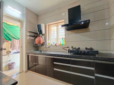Kitchen Image of 1650 Sq.ft 3 BHK Independent House for rent in New Alkapuri Vadodara for Rs. 30000