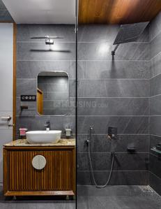 Bathroom Image of 2212 Sq.ft 3 BHK Apartment / Flat for rent in Beverly Golf Avenue, Sector 65 Mohali for Rs. 35000