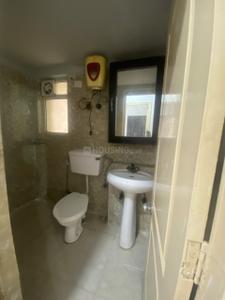 Image of 1125 Sq.ft 3 BHK Apartment / Flat for rent in Paras Seasons, Sector 168, Noida for Rs. 24000