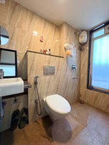 Image of 915 Sq.ft 2 BHK Apartment / Flat for rent in Lodha Amara, Kolshet, Thane for Rs. 53000
