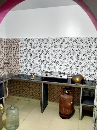 Green hut apartment Kitchen 1
