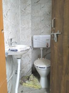 Common Bathroom One Image of 540 Sq.ft 2 BHK Builder Floor for sale in Patparganj New Delhi for Rs. 4500000