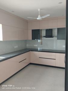 Kitchen Image of 2300 Sq.ft 3.5 BHK Apartment / Flat for sale in UP Awas Everest Enclave, Sarojini Nagar Lucknow for Rs. 21000000