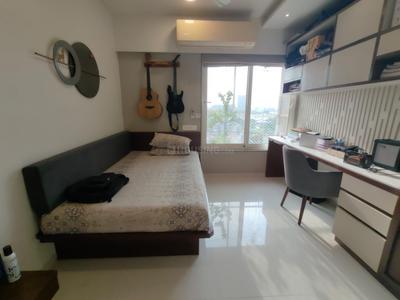 Bedroom Image of 2630 Sq.ft 4 BHK Apartment / Flat for sale in Shaligram Plush, Thaltej Ahmedabad for Rs. 35000000