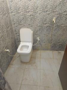 Bathroom Image of 300 Sq.ft 1 RK Independent House for rent in Sector 44 Noida for Rs. 8500
