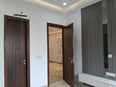 Bedroom Image of 1350 Sq.ft 3 BHK Builder Floor for sale in Paschim Vihar New Delhi for Rs. 25000000
