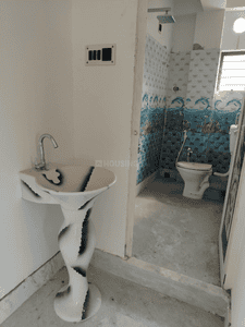 Image of 1100 Sq.ft 3 BHK Apartment / Flat for rent in Behala, Kolkata for Rs. 13000