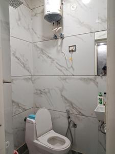 Common Bathroom Image of 450 Sq.ft 1 RK Builder Floor for rent in Baljit Nagar New Delhi for Rs. 15000