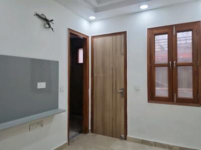 Bedroom Image of 1000 Sq.ft 3 BHK Builder Floor for sale in Mahavir Enclave New Delhi for Rs. 8900000