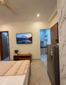 Bedroom Image of 750 Sq.ft 1 BHK Apartment / Flat for rent in Shree Balaji Wind Park, Vaishno Devi Circle Ahmedabad for Rs. 20000