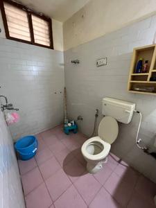 Bathroom Image of 5900 Sq.ft 8 BHK Independent House for sale in Gachibowli Hyderabad for Rs. 74000000