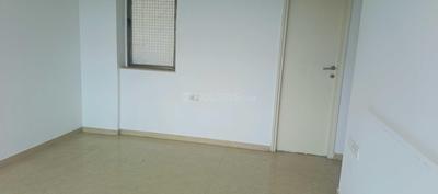 Bedroom Image of 1105 Sq.ft 2.5 BHK Apartment / Flat for sale in Kalpataru Aura, Ghatkopar West Mumbai for Rs. 33800000
