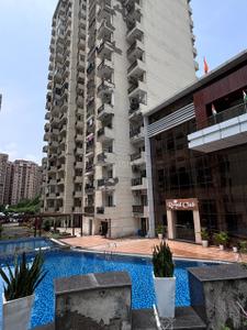 Image of 920 Sq.ft 2 BHK Apartment / Flat for sale in Sethi Max Royal, Sector 76, Noida for Rs. 10200000