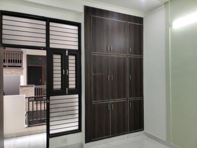 Bedroom Image of 750 Sq.ft 2 BHK Apartment / Flat for sale in Kambakshpur Noida for Rs. 3084200