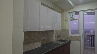 Kitchen Image of 1735 Sq.ft 3 BHK Apartment / Flat for sale in Amrapali Heartbeat City IV, Sector 107 Noida for Rs. 18700000