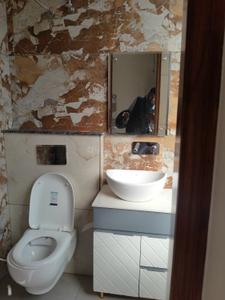 Bathroom Image of 2250 Sq.ft 2 BHK Builder Floor for rent in Sector 71 Mohali for Rs. 28000