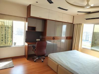 Bedroom Image of 1000 Sq.ft 3 BHK Apartment / Flat for rent in New Alkapuri Vadodara for Rs. 25000