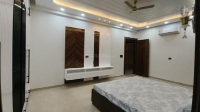 Bedroom Image of 4000 Sq.ft 5 BHK Builder Floor for sale in Vaishali Ghaziabad for Rs. 51600000