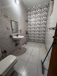Image of 2100 Sq.ft 3 BHK Builder Floor for rent in Dudeja Elite Floors, Sector 49, Faridabad for Rs. 35000