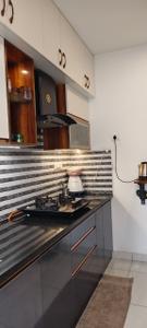 Kitchen Image of 2764 Sq.ft 5 BHK Villa for rent in Radiance Blossom, Bommenahalli Bengaluru for Rs. 95000