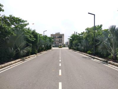 Image of 148 Sq.ft Residential Plot / Land for sale in Amolik Aster Woods, Sector 98, Faridabad for Rs. 24420000