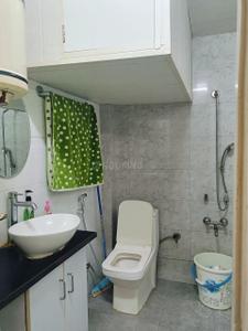 Bathroom Image of 720 Sq.ft 2 BHK Apartment / Flat for sale in Rajouri Garden New Delhi for Rs. 7500000