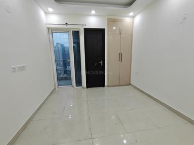 Bedroom Image of 1045 Sq.ft 3 BHK Apartment / Flat for rent in Apex Alphabet, Noida Extension Greater Noida for Rs. 29990