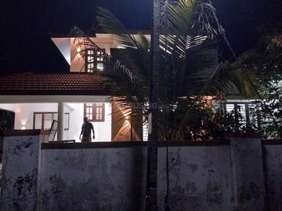 Balcony Image of 1710 Sq.ft 3.5 BHK Villa for rent in Chathamkulam European Villas, Kannadi-II Palakkad for Rs. 15000