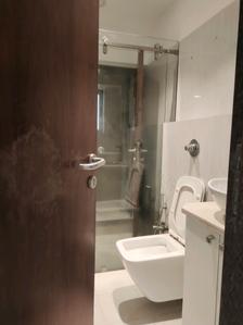 Common Bathroom Image of 1500 Sq.ft 3 BHK Apartment / Flat for sale in Silver Beach Apartments, Vile Parle West Mumbai for Rs. 65000000
