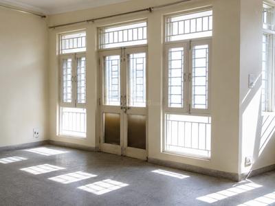 Living Room Image of 1600 Sq.ft 3 BHK Apartment / Flat for rent in Phi II Greater Noida for Rs. 23000