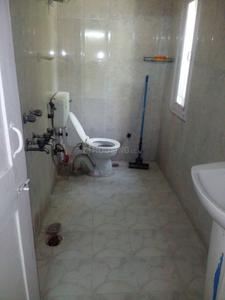 Bathroom Image of 650 Sq.ft 1 BHK Builder Floor for sale in Sector 19 Noida for Rs. 7500000