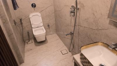 Image of 670 Sq.ft 1.5 BHK Apartment / Flat for sale in Ssvarna Skypark Residences, Goregaon East, Mumbai for Rs. 15000000