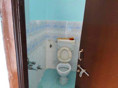Image of 1240 Sq.ft 2 BHK Apartment / Flat for rent in Nallakunta, Hyderabad for Rs. 19000