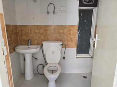 Image of 1315 Sq.ft 3 BHK Apartment / Flat for sale in Supertech Livingston, Crossings Republik, Ghaziabad for Rs. 9500000