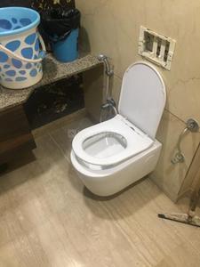 Bathroom Image of 1600 Sq.ft 3 BHK Builder Floor for rent in Raja Garden New Delhi for Rs. 65000