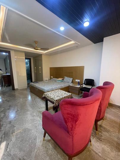 Vijay Estate Main Image 1