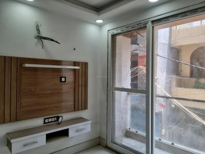Bedroom Image of 1100 Sq.ft 4 BHK Builder Floor for sale in Mahavir Enclave New Delhi for Rs. 9000000