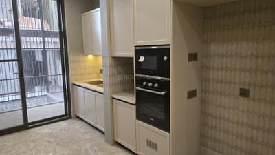 Kitchen Image of 4050 Sq.ft 4 BHK Builder Floor for sale in Model Town New Delhi for Rs. 85500000