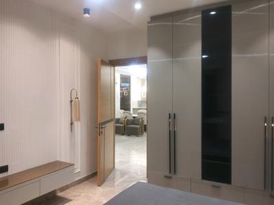 Bedroom Image of 1800 Sq.ft 3 BHK Builder Floor for sale in Vikaspuri New Delhi for Rs. 36000000