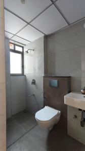 Bathroom Image of 674 Sq.ft 2 BHK Apartment / Flat for sale in Purvankara One Park Avenue 1, Thane West Thane for Rs. 18500000